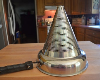 Vintage Canning Sieve with Stand and Wooden Pestle Food Mill Vintage Canning Equipment Jam /& Jelly