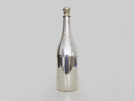 Shaker à champagne en métal argenté et laiton, France, années 1930 - En vente sur France