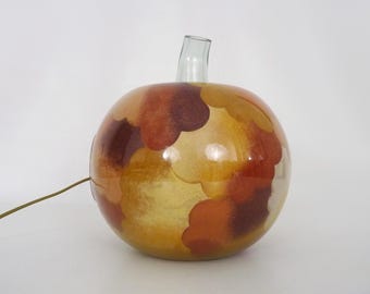 1970s Apple-Shaped Blown Glass Table Lamp