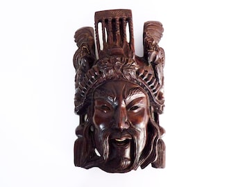Ancient Chinese mask in carved rosewood. 1st half of the 20th century