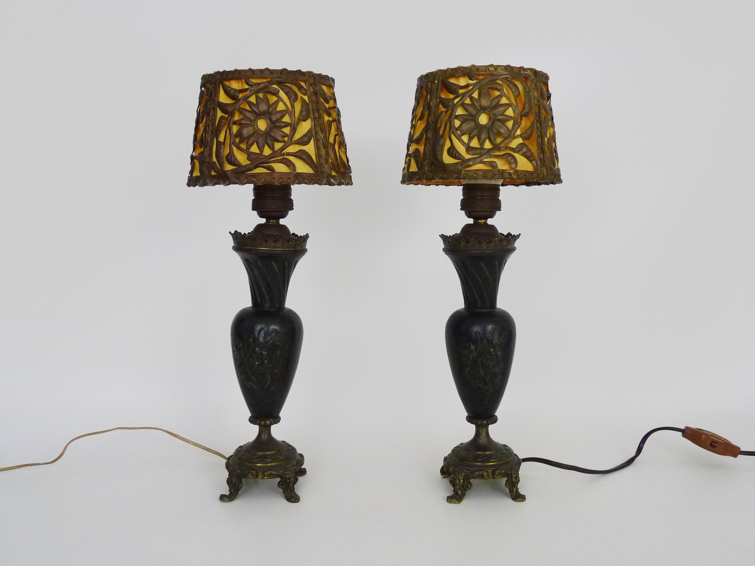 paire de lampes table style néoclassiques en régule