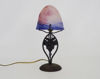 Le Verre Français Lampe champignon Art Déco fer forgé et pâte de verre