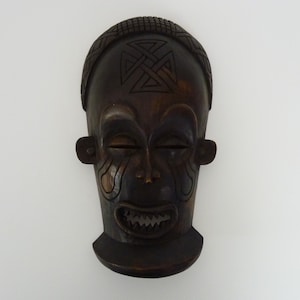 Old wooden Sala mask from the Democratic Republic of the Congo AFRICAN TRIBAL Art