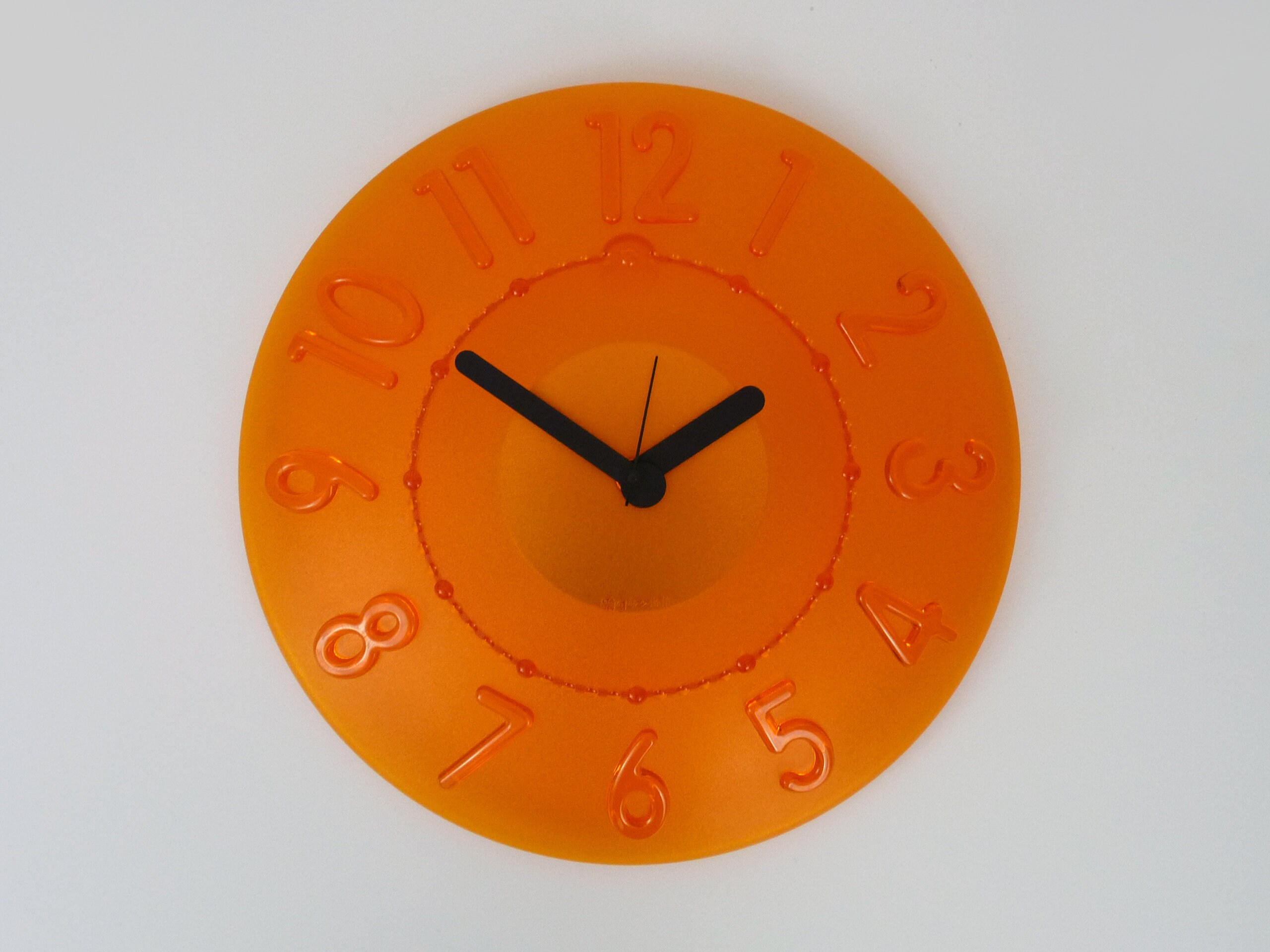 Superbe Horloge Murale Orange Guzzini Des Années 1980