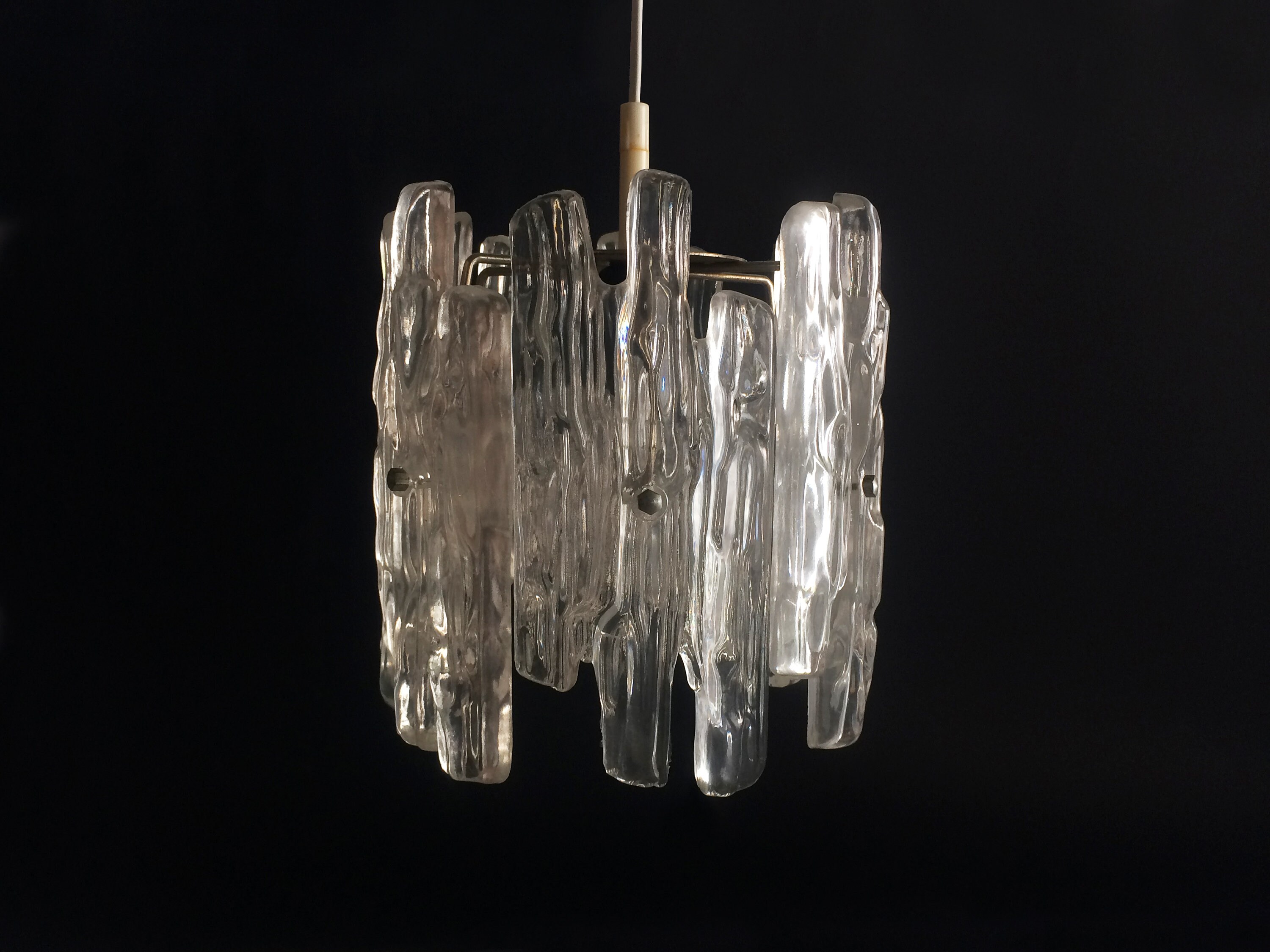 Lustre J.t. Kalmar en Lucite, Suspension Glace. Autriche Année 60