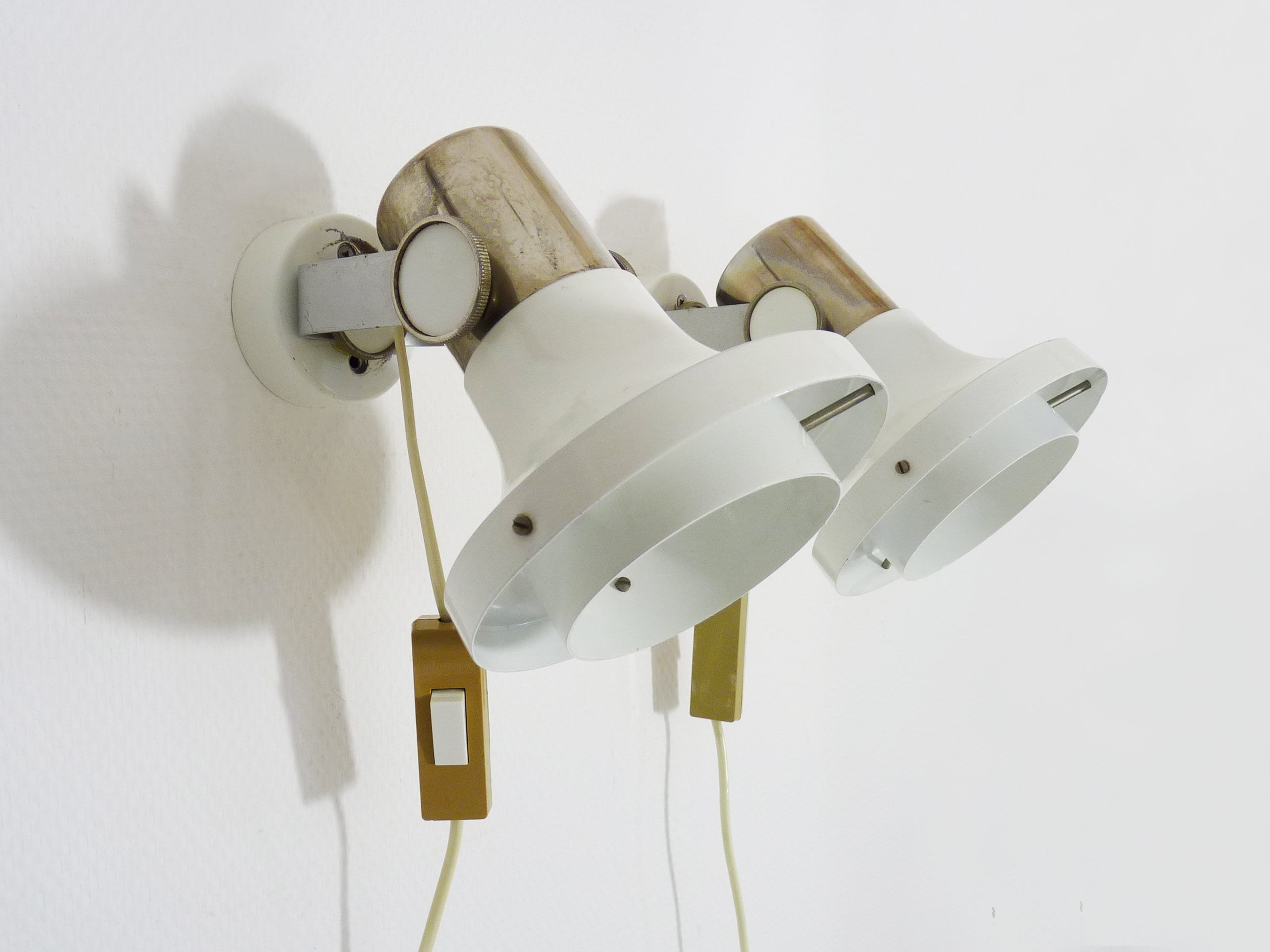 Paire d'appliques Murales Par Pavel Grus Pour Lustry Kamenický Šenov. Année 70