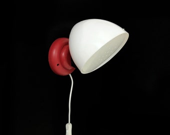 Post modern wall lamp in Memphis Milano style by Maria Vinka