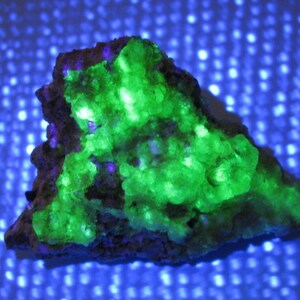 2.7&quot; Fluorescent Hyalite Opal - Erongo Namibia- 65g fluorescent smokey UV Mineral Specimen Charka N219-C22