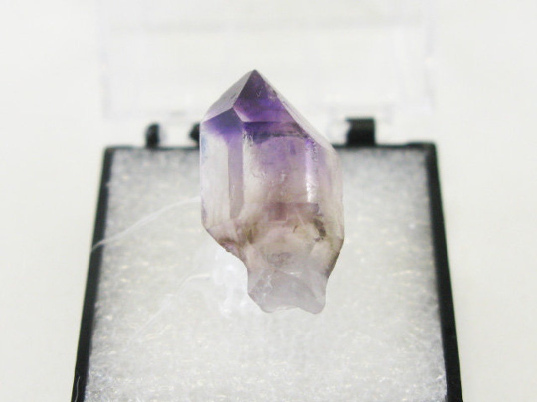 アメジスト- ジンバブエ チブク鉱山 シャンガーン パープル クォーツ