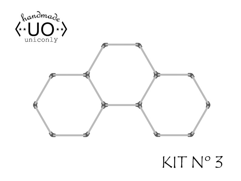K&ouml;nnte beinhalten: Ein Diagramm einer hexagonalen Struktur aus grauen Metallst&auml;ben. Die Struktur besteht aus drei verbundenen Sechsecken. Der Text "KIT N&deg; 3" ist unterhalb der Struktur gedruckt.