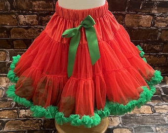 Christmas Pettiskirt: Red Skirt with Green Ruffle, Personalized Holiday Outfit