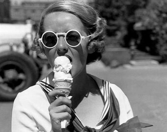 BETTE DAVIS PHOTO #48
