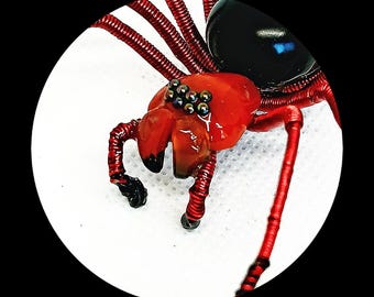 Bigger Red & Black Wandering Spider Magnetic Model - Etsy Israel