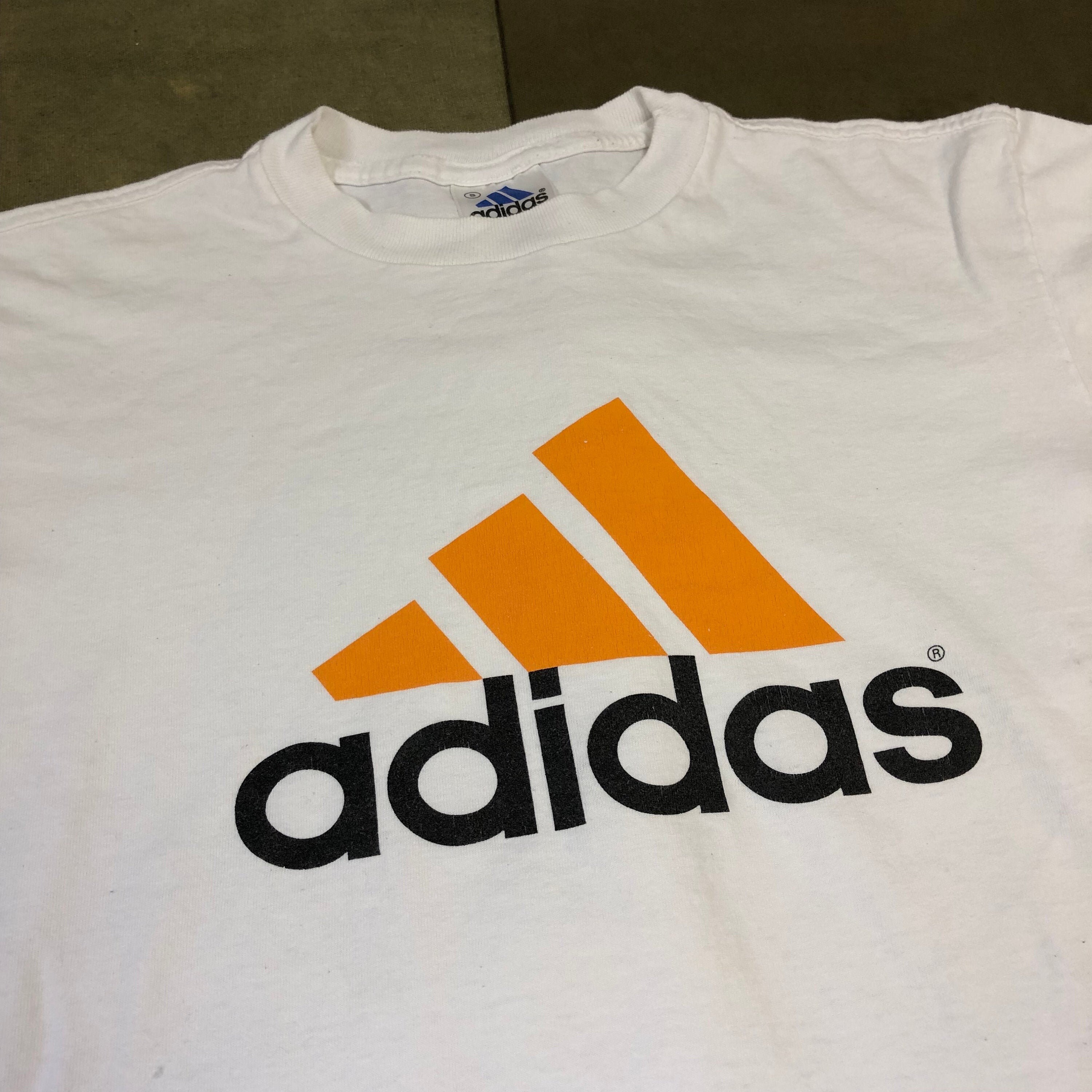 adidas 90s logo