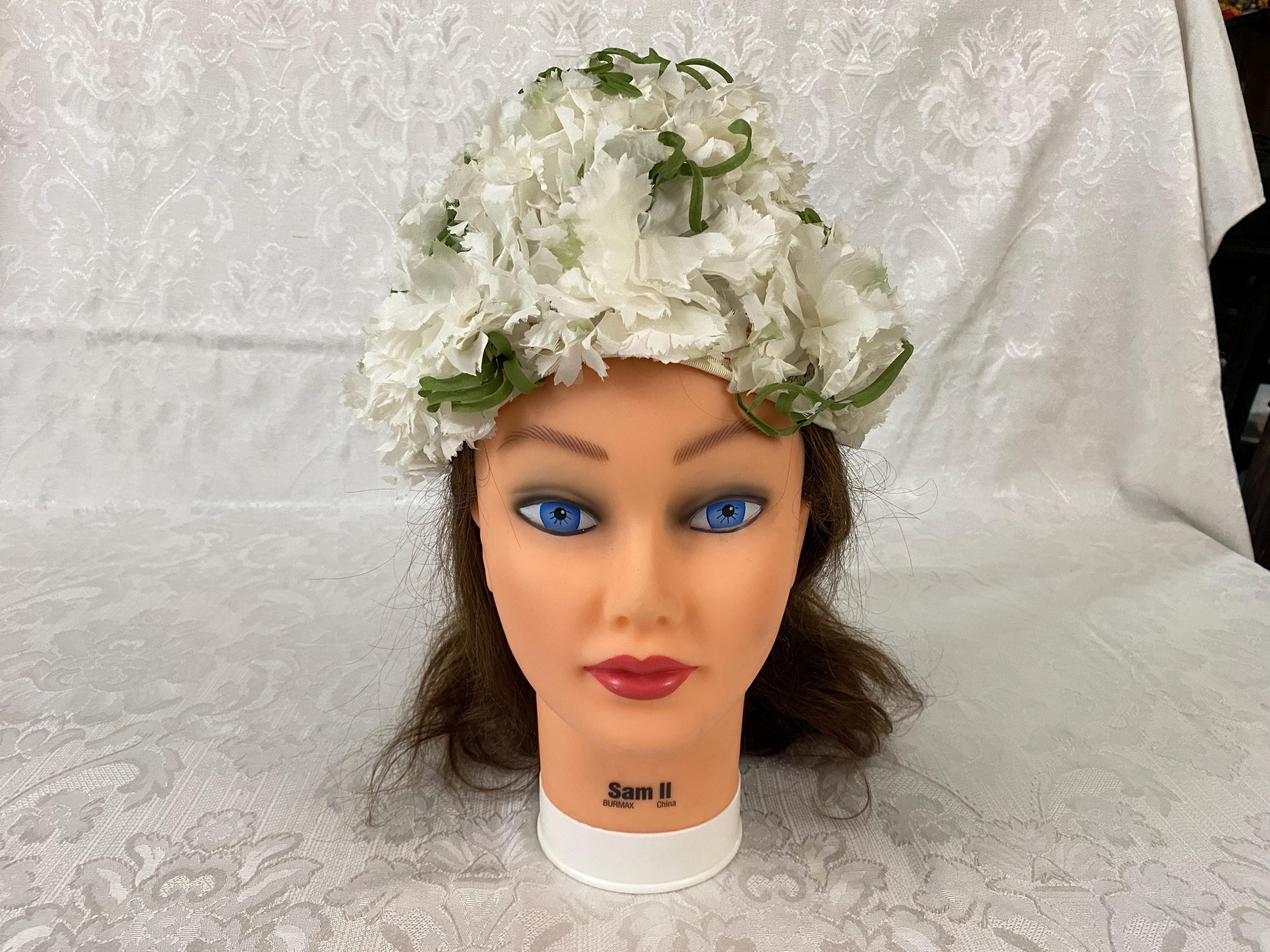 ?HP?VTG 1980s-90s Willow Chenile Boucle Cloche with Sequin Flower by Betmar Vintage Betmar Cloche Hat Women main image 4