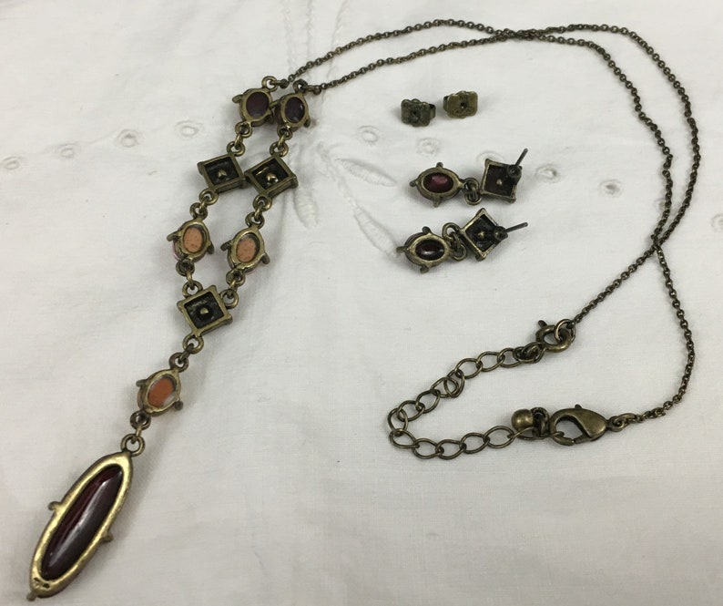 Vintage Costume Jewelry Gemstone Necklace and Earring Set Gold Finish