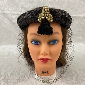 Women's Milgrim Cloche Hat Vintage Mid Century Black Woven Straw Pillbox Hat Rolled Brim Netting H369