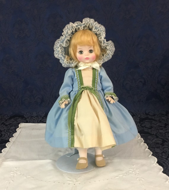 madame alexander doll stands