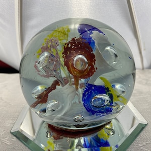 Vintage Art Studio Artisan Glass Paperweight Flowers & Controlled Bubbles Large 3 lb PW78