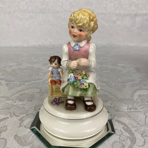 Vintage Goebel Lore Blumenkinder Figurine Girl Weaving Garland with Doll Limited Edition MIH1