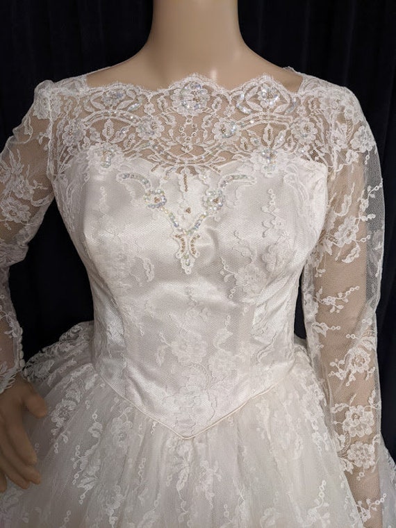 chinese dress ladies White Chantilly Lace Dress  Ombrello Clothing