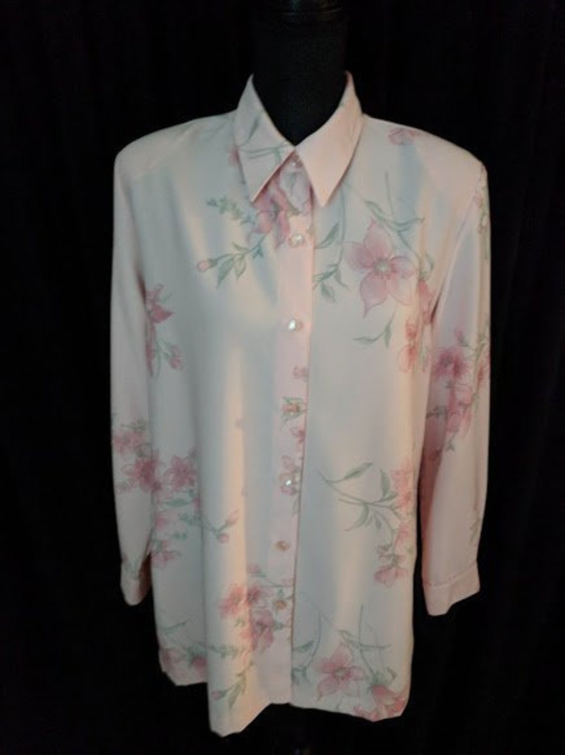 Lovely Polyester Vintage Blouse by GRAFF Size Medium FREE SHIPPING ...