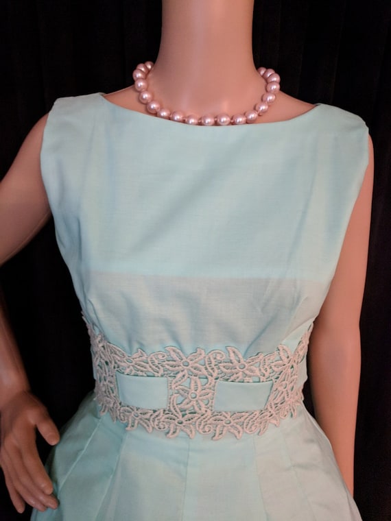 Charming and Elegant Light Aqua Blue Handmade 195… - image 2