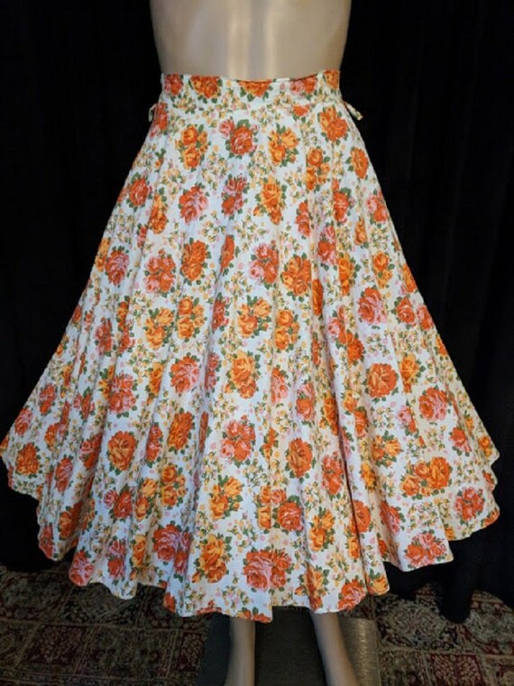 Simply Adorable Floral Vintage Novelty Skirt From The… Gem