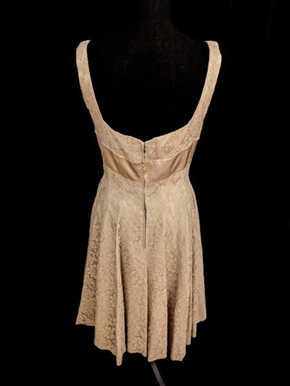 Vintage 1950's Beige Lace & Satin Special Occasio… - image 2