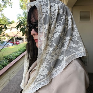 Veil Mantilla