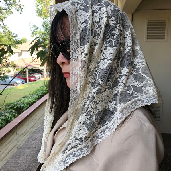 Veil Mantilla