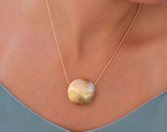 Gold Jewelry for Women,Gold Pendant Necklace,Round Pendant Necklace,Womens Jewelry,Fashion Jewelry for Women,Gold Necklace,Women Necklace