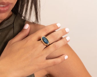 Labradoriet ring, verklaring ovale ring, 14k gouden ring, cocktail ring, edelsteen ring, Solitaire ring, ovale ring instelling, gouden ring voor vrouwen