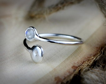 Moonstone Ring,Open Rings for Women,June Birthstone Ring,Delicate Rings,Cute Rings for Women,Gift for Her,Stackable Rings,Everyday Rings