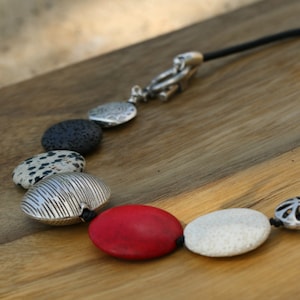 Red Chunky Necklace for Women • Large Statement Necklace • Beaded Necklace • Jewelry Necklace • Boho Statement Necklace • Gift For Mom