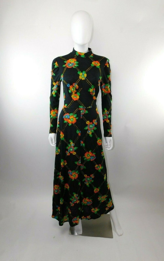 Vintage Dutchess Small/ Medium Floral 1970s Maxi D