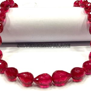 AAAA+ Rubinkorund, fasetterade dropppärlor, rubindroppar, brioletter, rubinädelstenspärlor, raka drilldroppar, rubinpärlor i sträng, stora droppar.