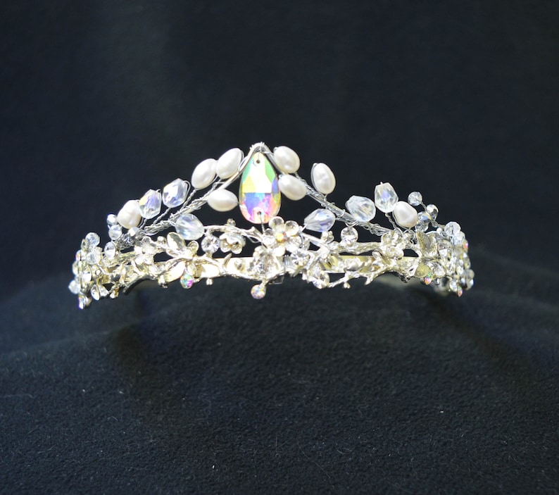 Bridal Tiara Wedding Headpiece for Bride Pearl Crown Rhinestone Silver Headband Wedding Diadem Crystal Jewelry Girl Bridal hair accessories