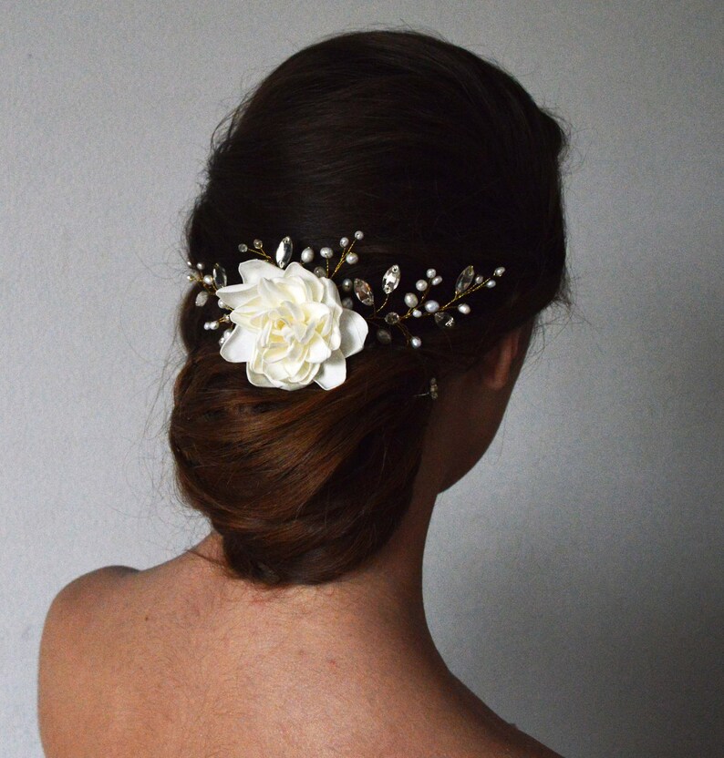 Crystal Bridal Hair Piece Gardenia Wedding Head piece White Tropical Flower Hair Pin Gold Floral Pearl Hair comb Bride Real Touch Flower