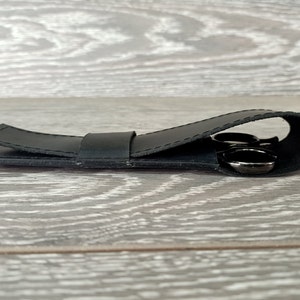 Personalized Leather Scissors Holder, Best gift ideas, Leather Tool Case for Hairdressers Barbers Stylists, Hairdresser gifts