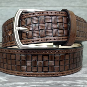 Hand tooled belt, custom leather belt, brown leather belt, Tooled leather belt, Vintage style leather belt, handmade belt, mens leather belt