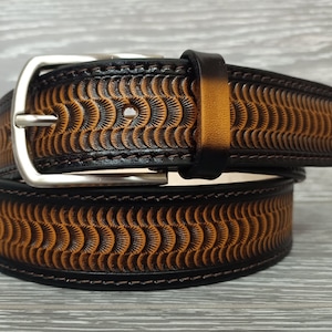 Gradient tan belt, leather belt, mens belt, tooled leather belt, mens leather belt, belt western man, Handmade man belt, vintage emboss belt