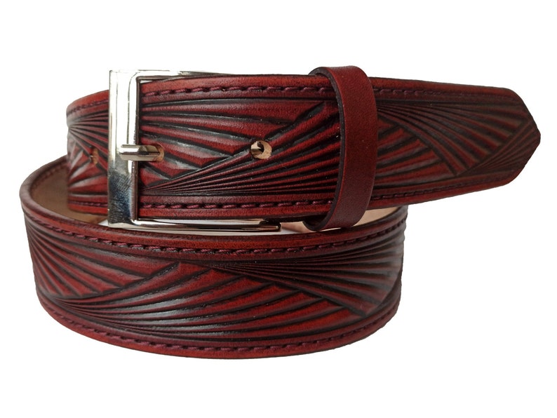 Tooled leather belt, mens leather belt, western leather belt, embossed belt, personalized belt, gift for dad, fathers day gift, papa gifts. Mahogany