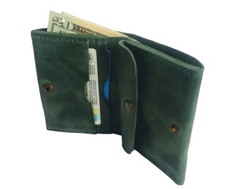 Leather wallet, handmade wallet, small wallet, green leather purse, bifold wallet, personalized wallet, green leather wallet, green wallet