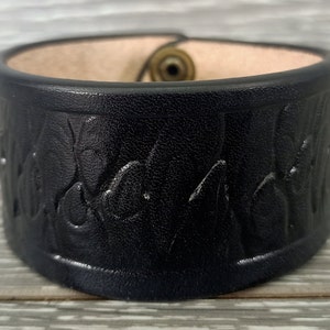 Black Leather Cuff Bracelet for Men and Women, Black bracelet, leather armband, Black leather cuff, Genuine Leather Vintage Fashion Bracelet