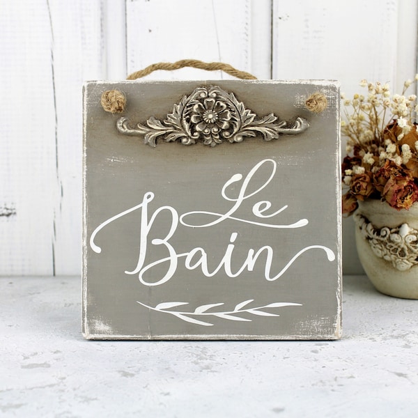 French bathroom Le Bain sign, Vintage farmhouse wall decor, Rustic bathroom door sign, Powder room wood plaque, Country home sign