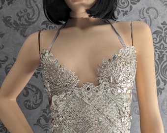 Metal corset, armor bustier for women in silver color, fantasy corset. Breastplate corset: unique piece!