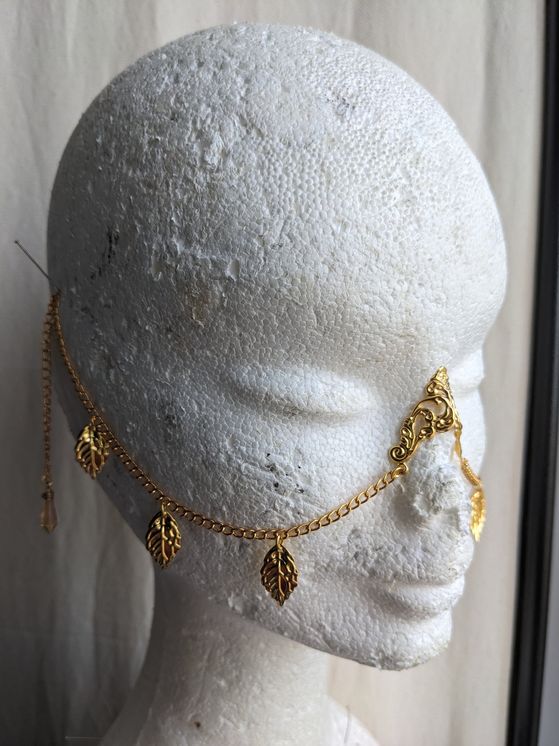 Nose bridge cuff, without piercing, face harness jewel in chains, elvish face jewel, bohemian nose piece gold