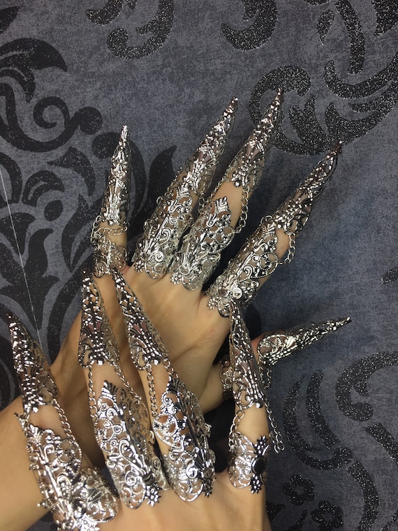 Finger Armor Claws Articulated Full Ring silver Long Style 2, perfect for all hand types!