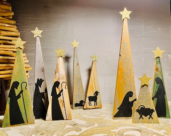 Reclaimed Wood Modern Christmas Tree Nativity Set (8) with Holy Family, 3 Wisemen, Lambs